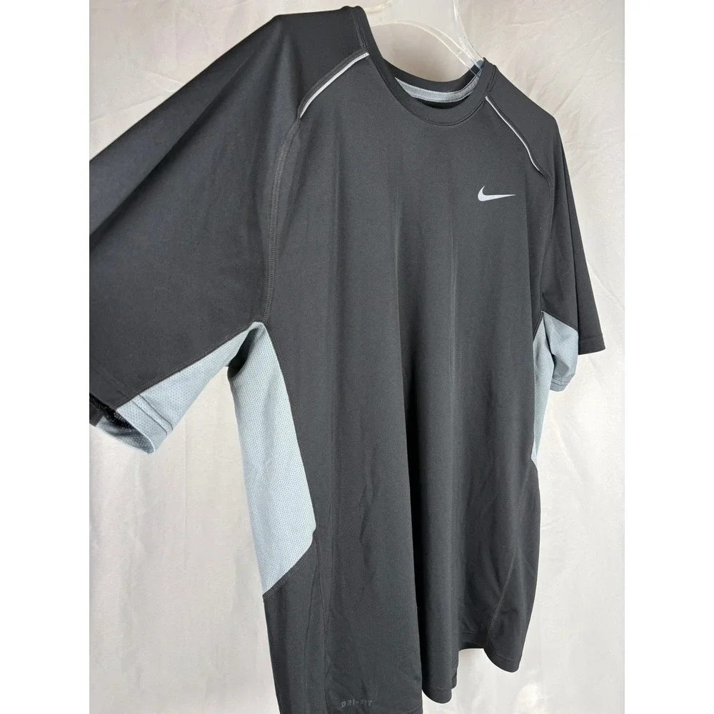 Nike Dri-Fit Mens XL Black Grey Running Training Shirt 519539-010 Short Sleeve